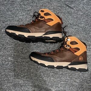 Hiking Boot